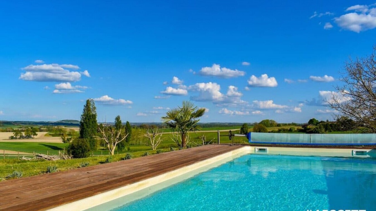 Photo of Outdoor in Nabinaud
