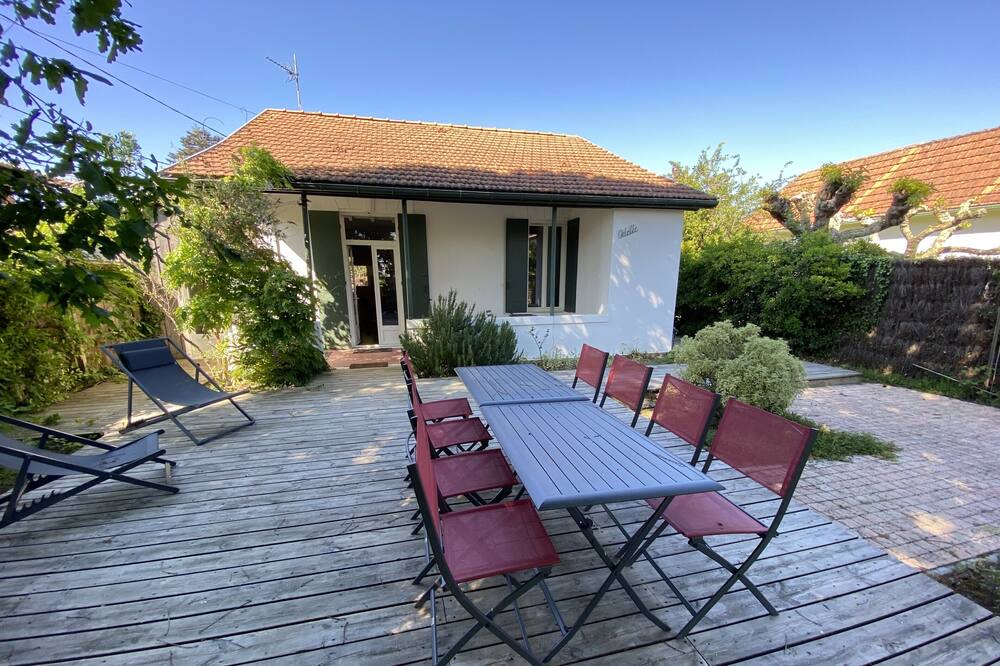Photo of Patio Balcony in Taussat