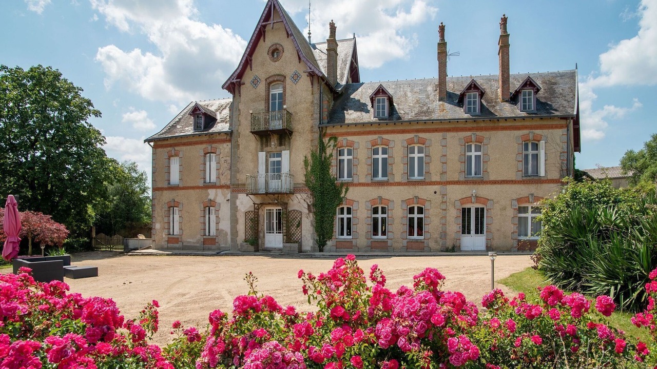 Photo of Buildings in Clesse