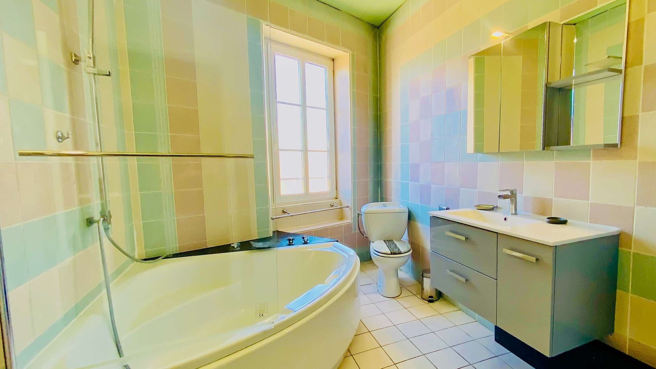 Photo of Bathroom in La Couarde-sur-Mer