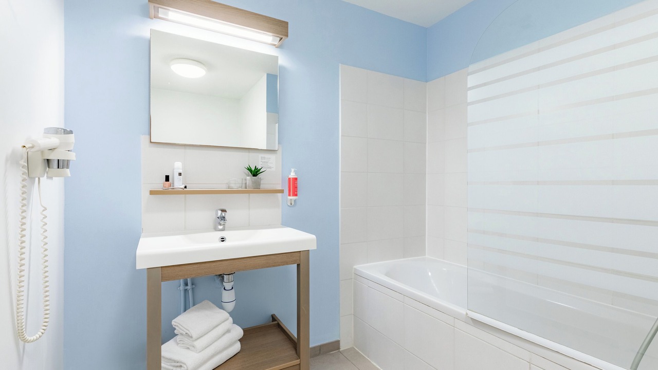 Photo of Bathroom in Centre Ville
