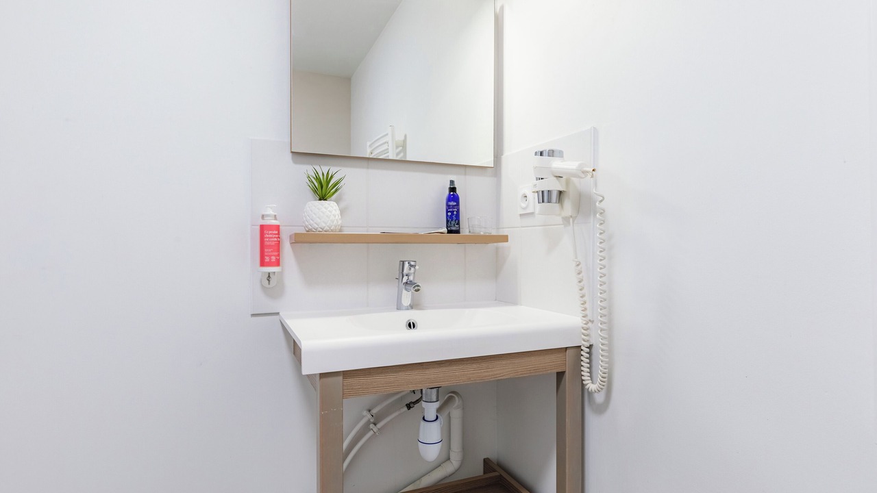 Photo of Bathroom in Centre Ville
