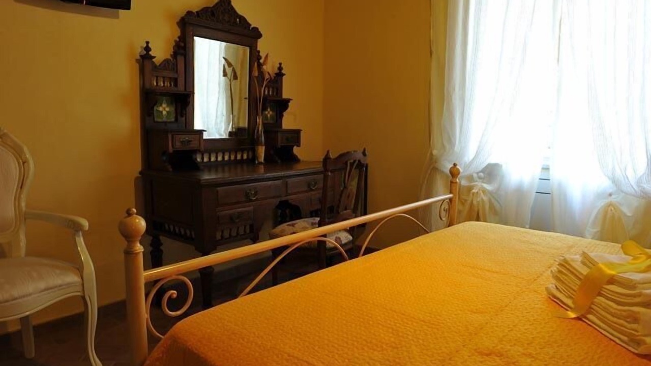 Photo of Bedroom in Castiglion Fiorentino