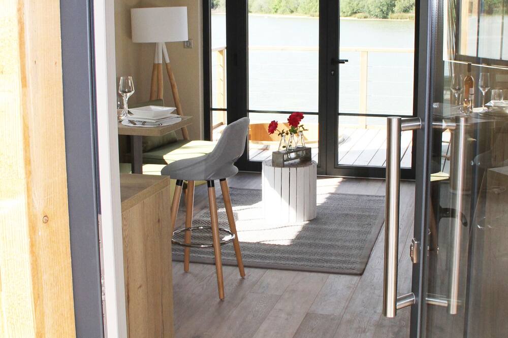Photo of Livingroom in Auros