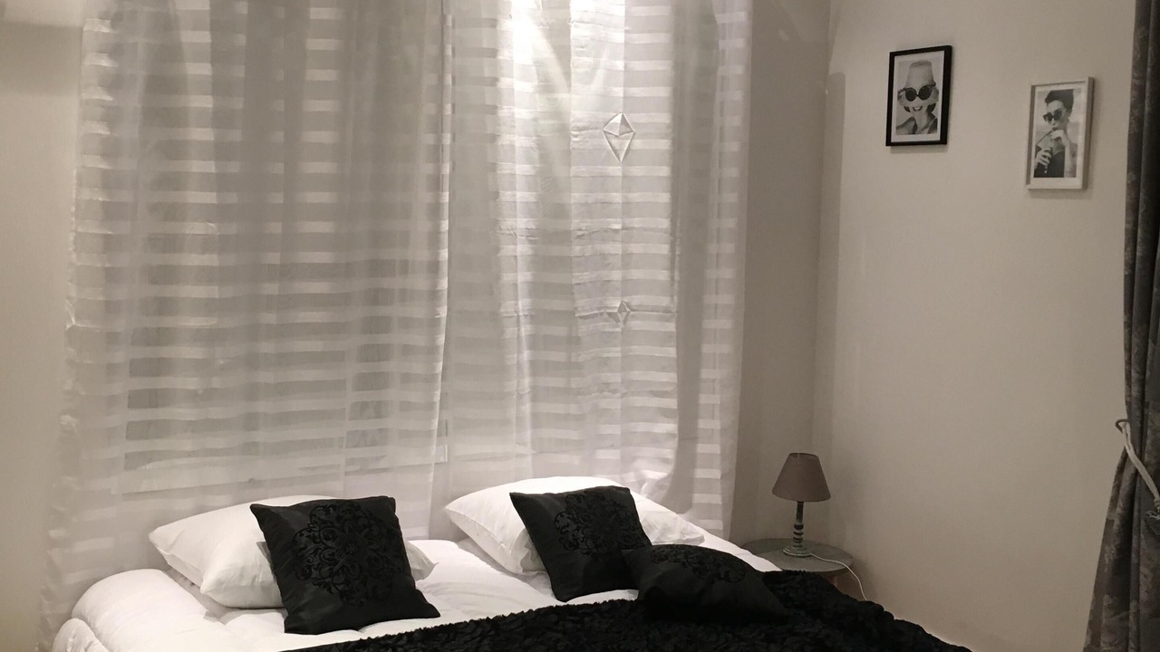 Photo of Bedroom in Sarlat-la-Caneda Historic Center