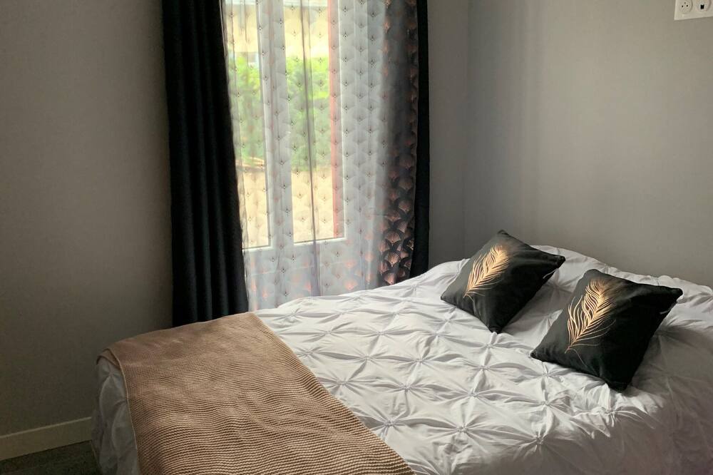 Photo of Bedroom in Audenge