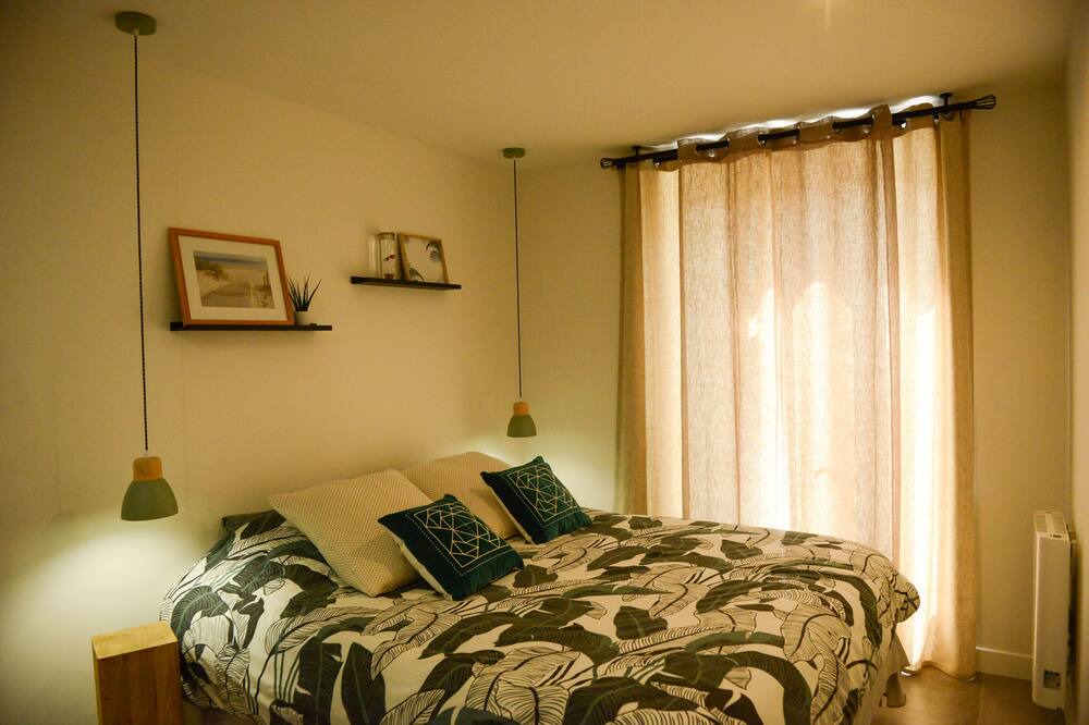 Photo of Bedroom in Audenge