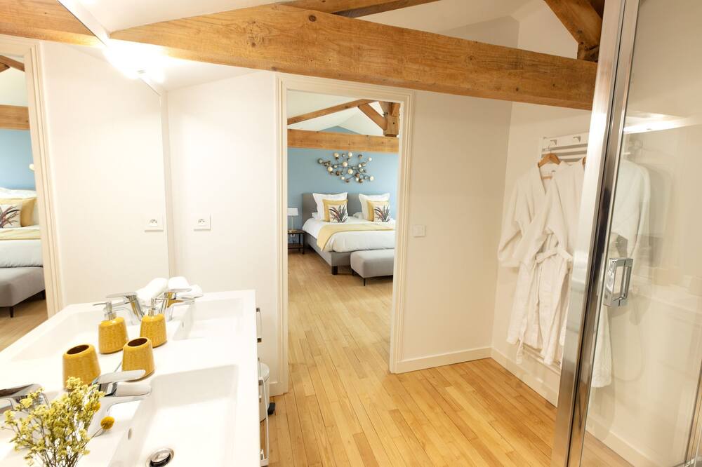 Photo of Bedroom in Angouleme