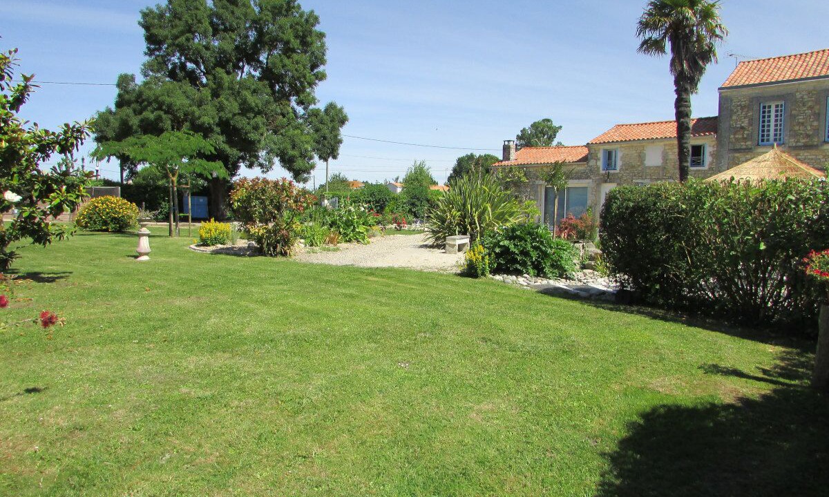 Photo of Outdoor in Le Gua