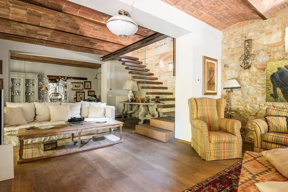Photo of Livingroom in Carmignano