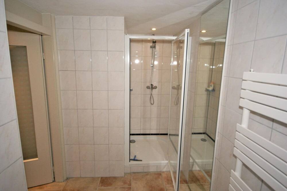 Photo of Bathroom in Lusignac