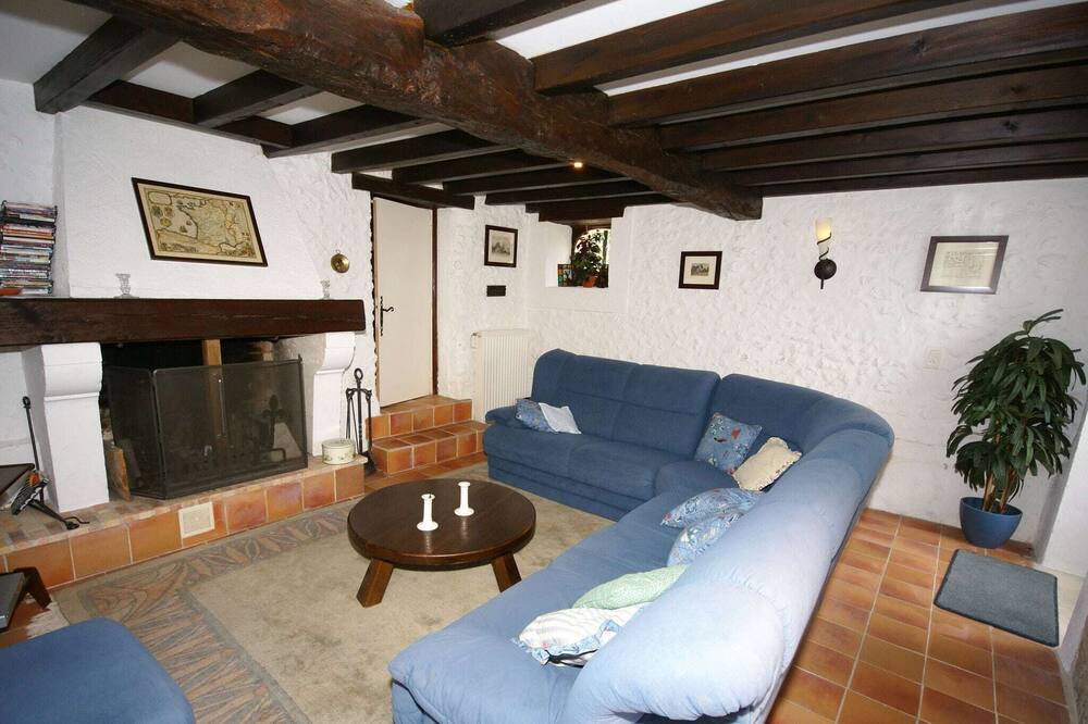 Photo of Livingroom in Lusignac
