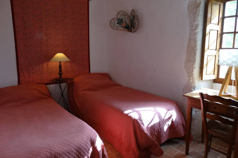 Photo of Bedroom in Puymangou