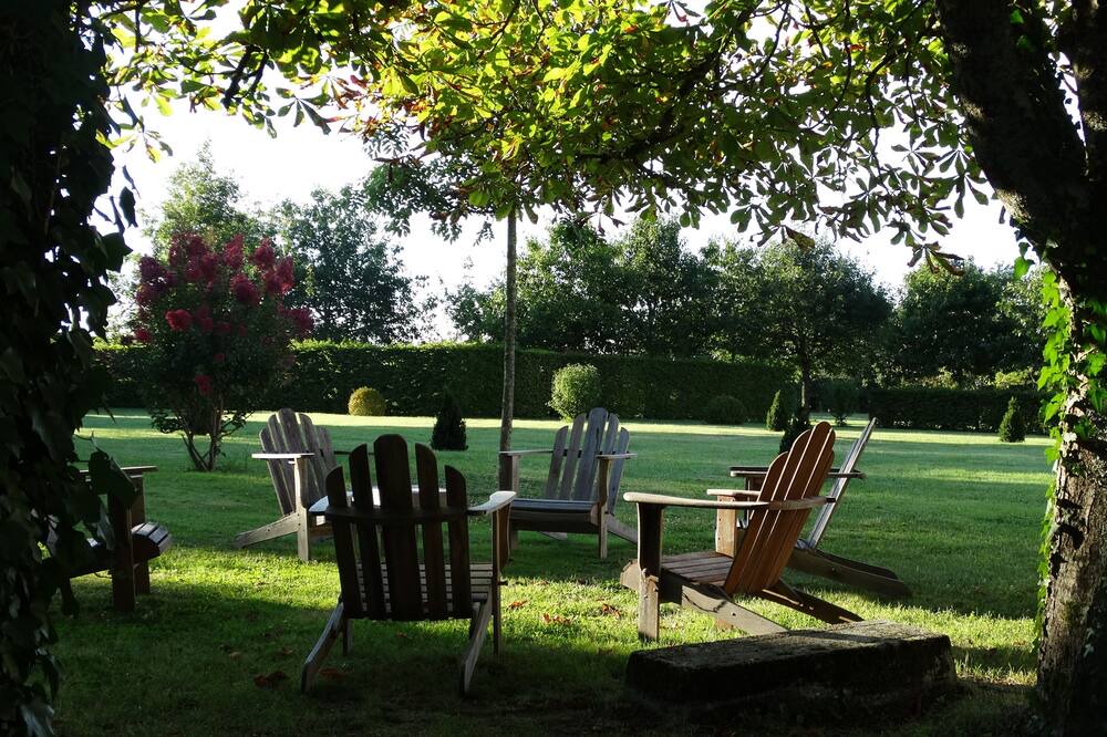 Photo of Outdoor in Puymangou