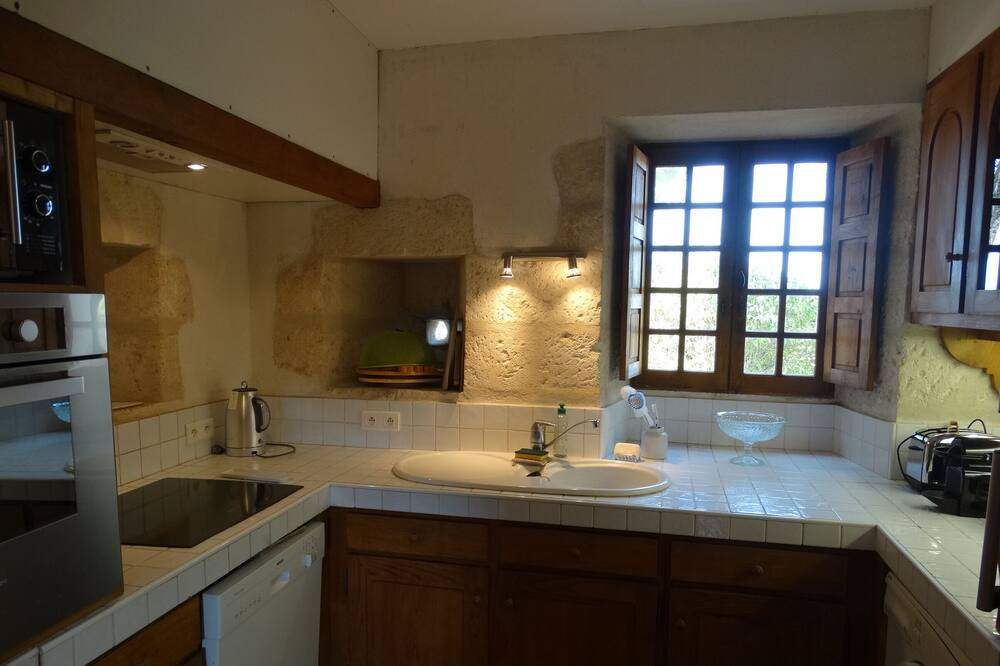 Photo of Kitchen in Puymangou