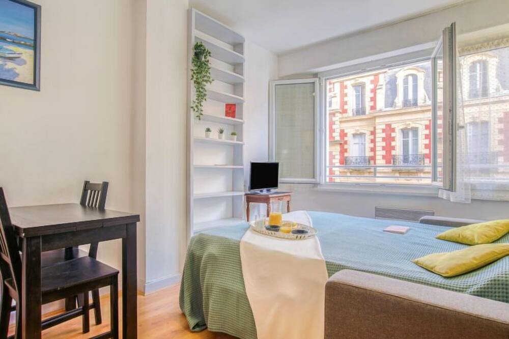 Photo of Bedroom in Biarritz City Centre