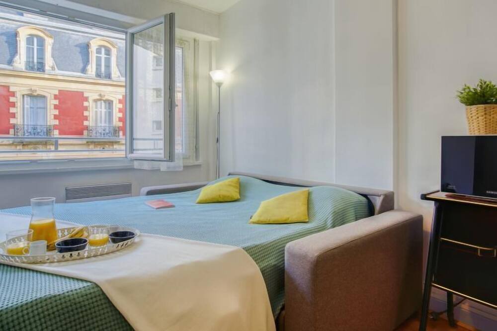Photo of Bedroom in Biarritz City Centre