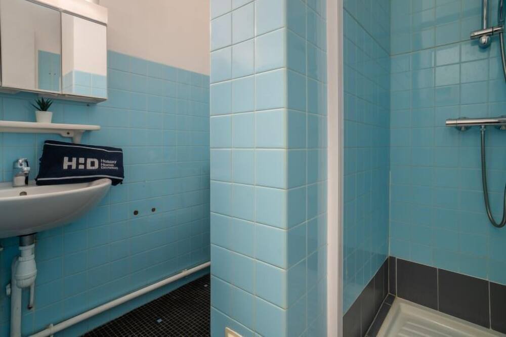 Photo of Bathroom in Biarritz City Centre