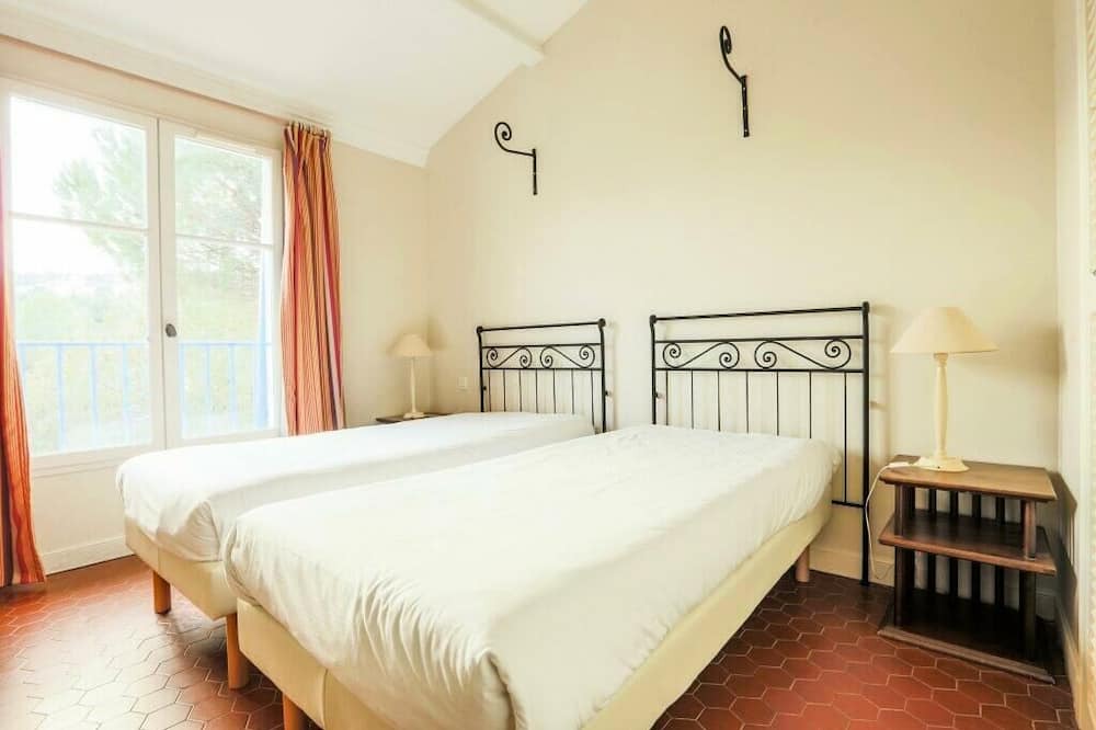 Photo of Bedroom in Les Restanques