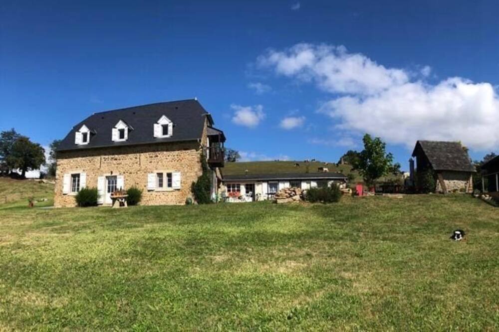 Photo of Others in Oloron-Sainte-Marie