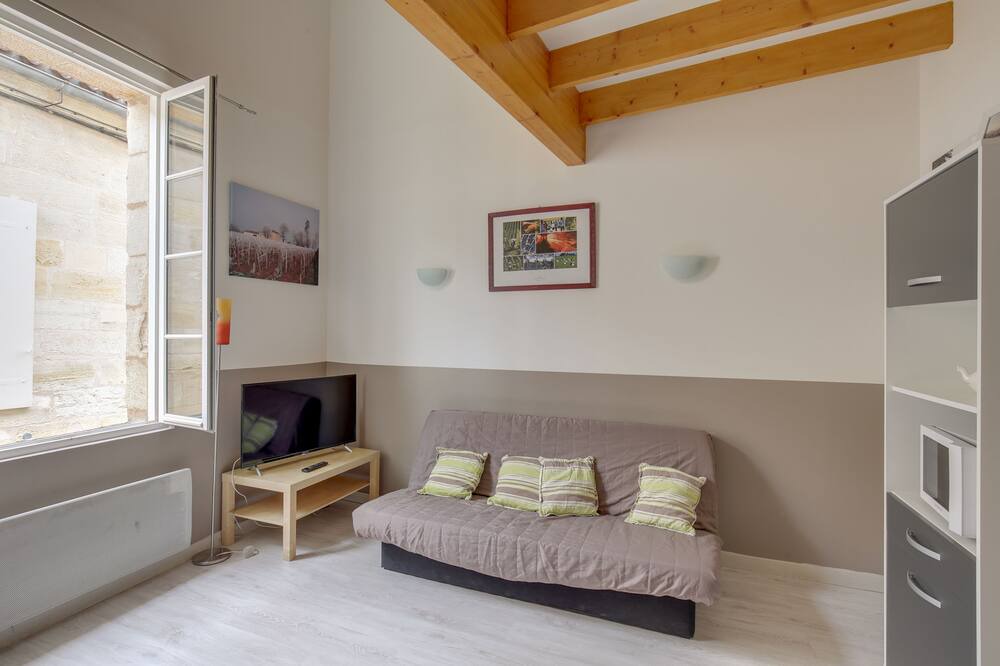 Photo of Bedroom in Saint-Emilion