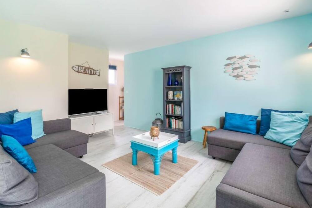 Photo of Livingroom in Aureilhan