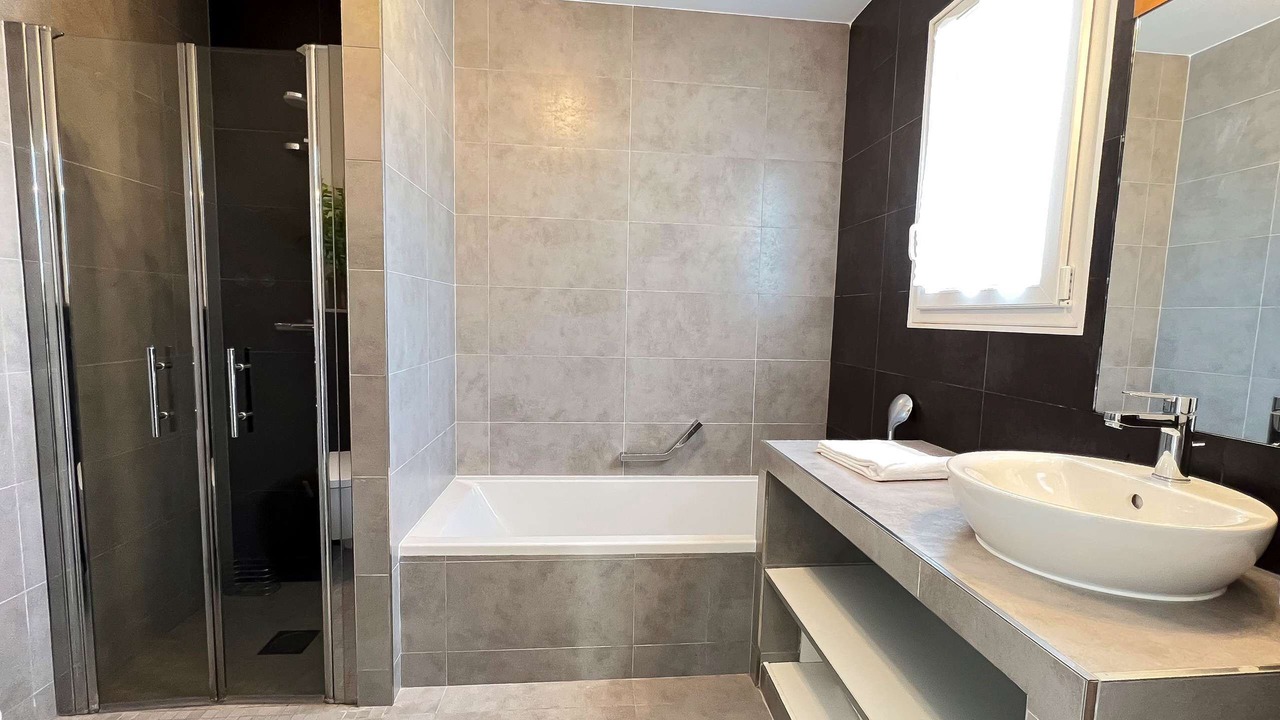 Photo of Bathroom in Sainte-Marie-de-Re