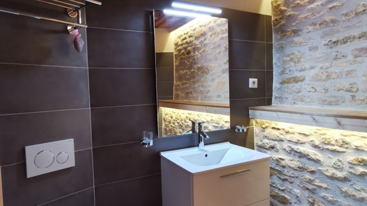Photo of Bathroom in Saint-Amand-de-Coly