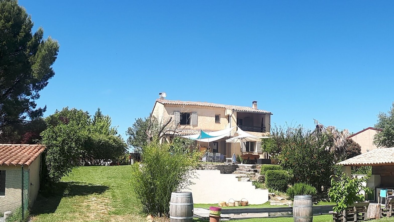 Photo of Outdoor in Cairanne