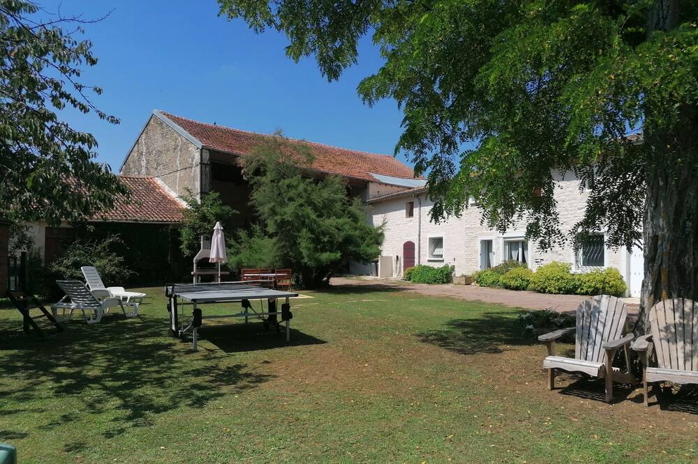 Photo of Outdoor in La Creche