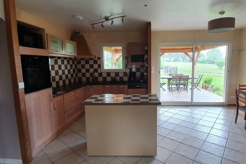 Photo of Kitchen in Veyrines-de-Vergt