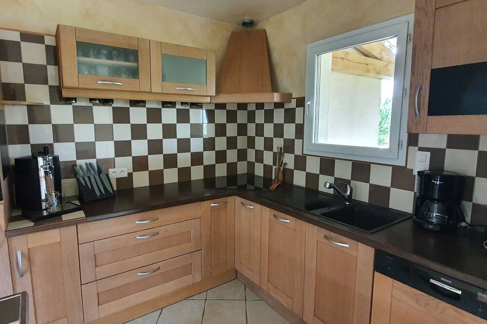 Photo of Kitchen in Veyrines-de-Vergt
