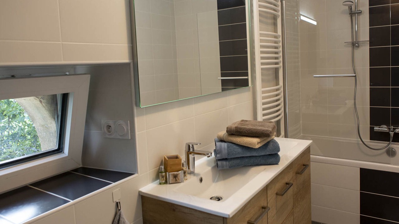 Photo of Bathroom in La Roque-Gageac