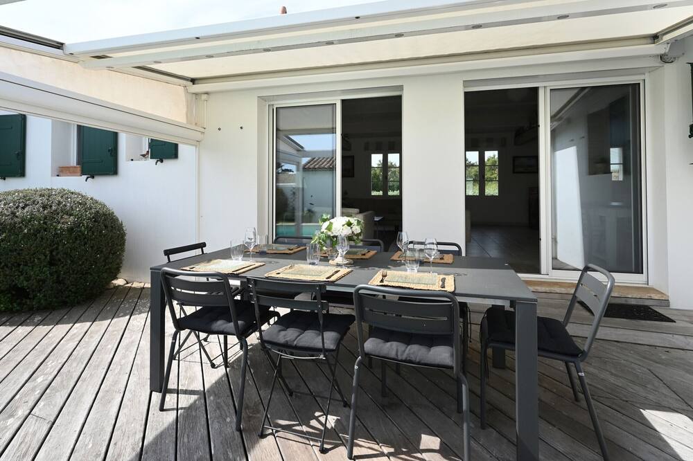 Photo of Patio Balcony in Saint-Clement-des-Baleines