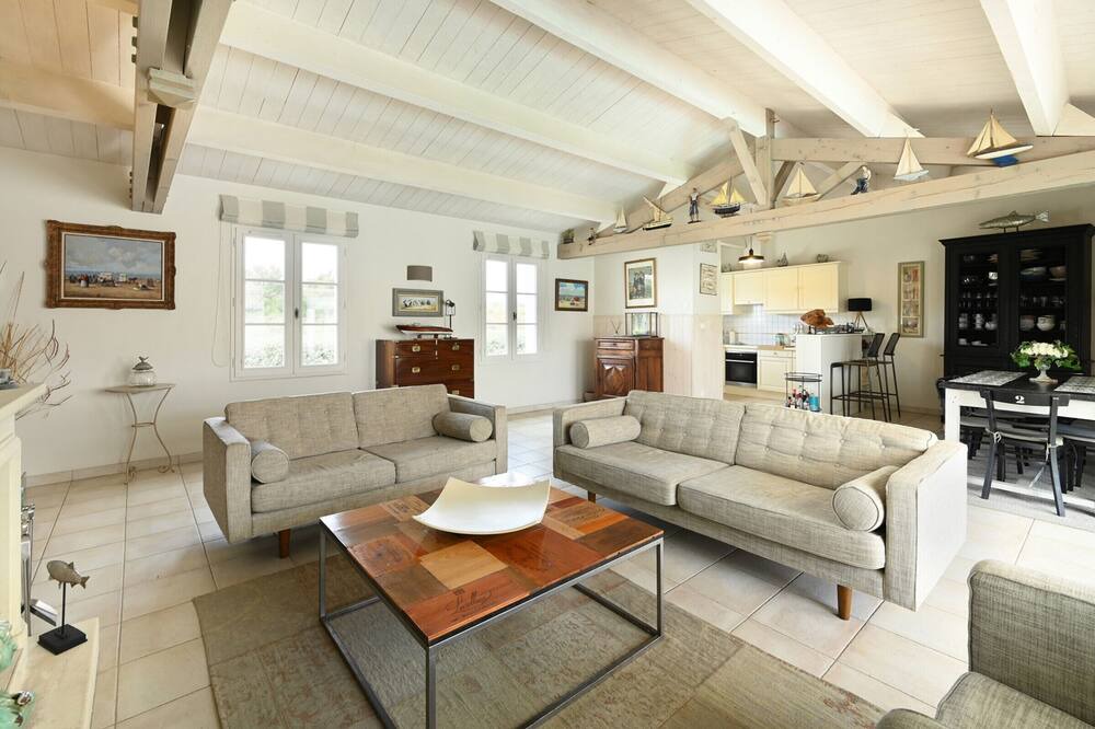 Photo of Livingroom in Saint-Clement-des-Baleines