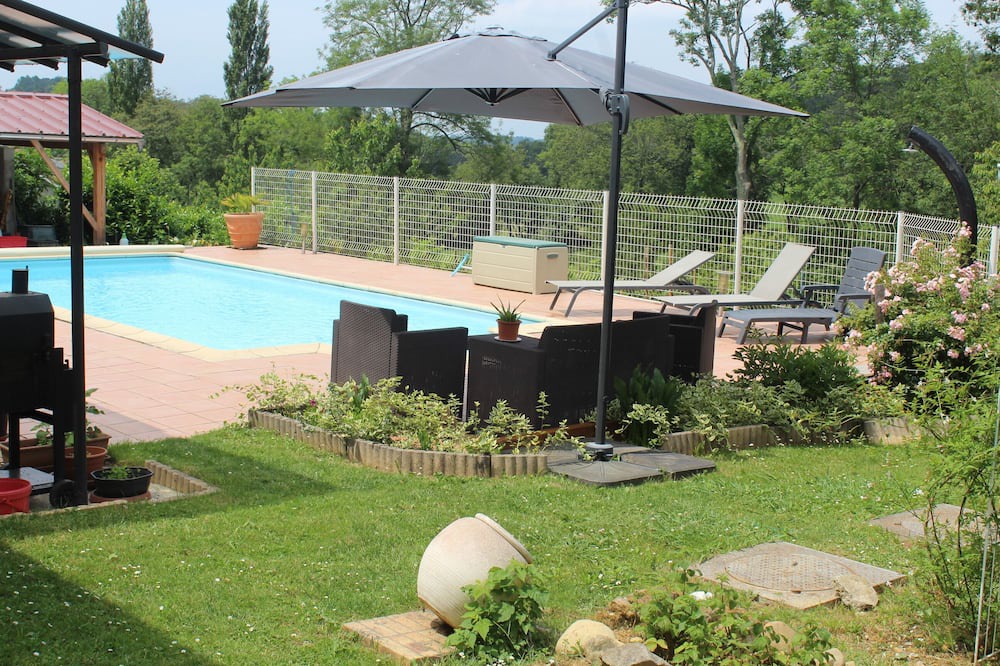 Photo of Outdoor in Buros