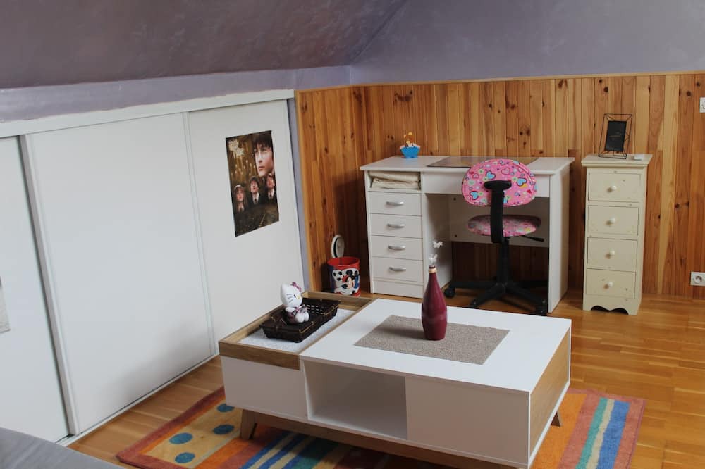 Photo of Bedroom in Buros