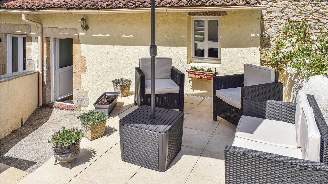 Photo of Patio Balcony in Le Busseau