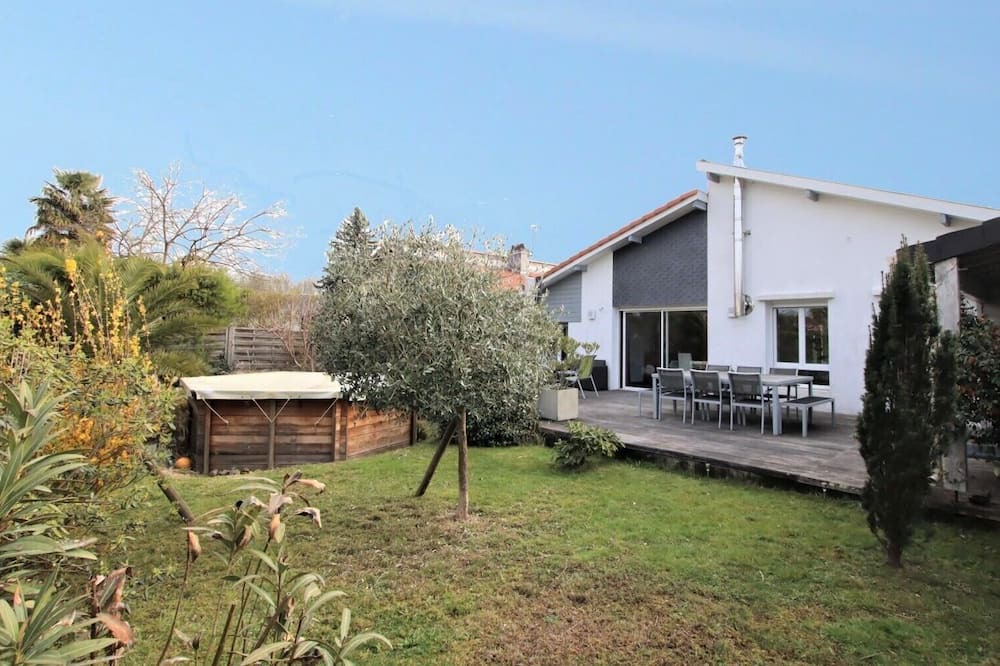 Photo of Outdoor in Pau Nord