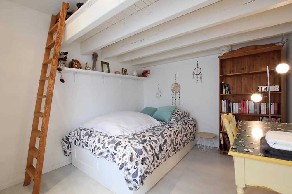 Photo of Bedroom in Pau Nord