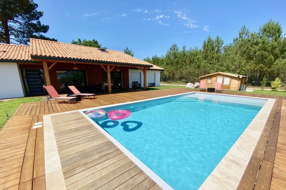 Photo of Outdoor in Escource