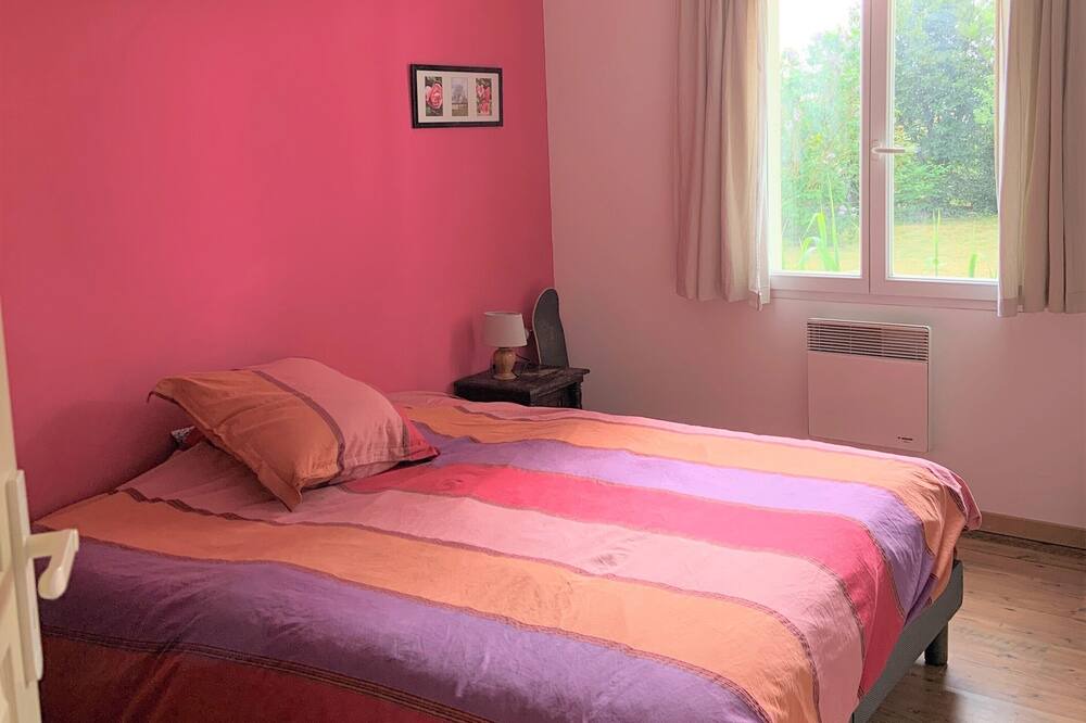 Photo of Bedroom in Saint Froult