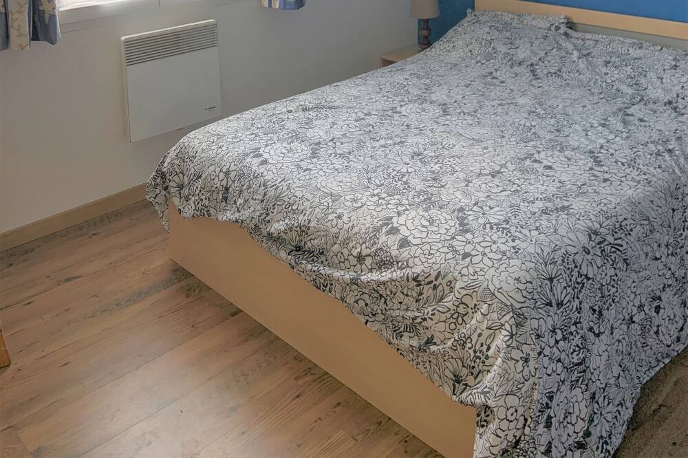 Photo of Bedroom in Saint Froult