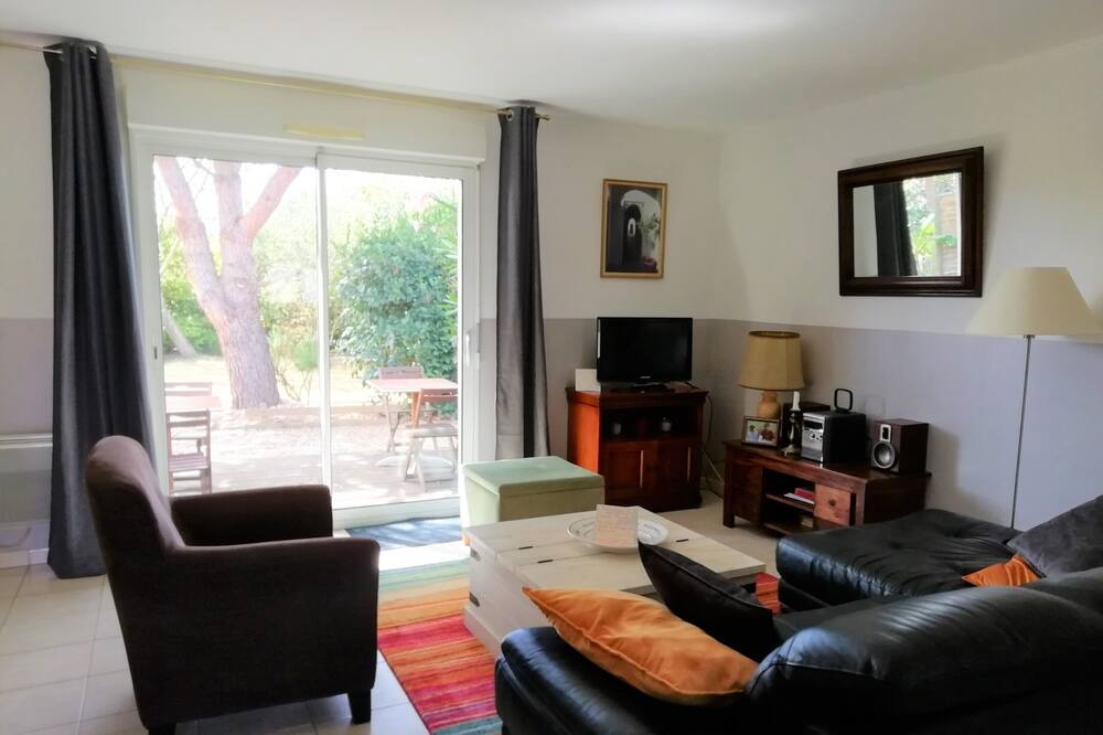 Photo of Livingroom in Saint Froult
