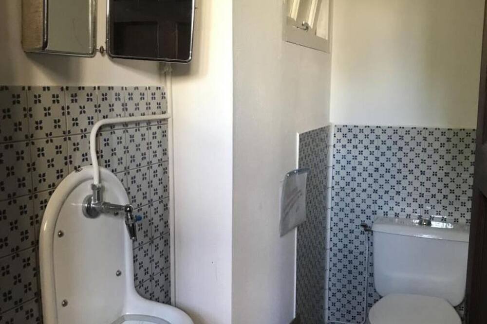 Photo of Bathroom in Fargues
