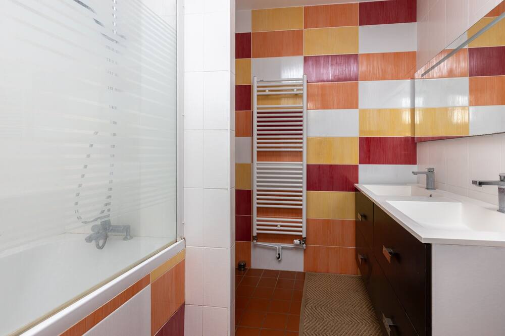 Photo of Bathroom in Tarnos
