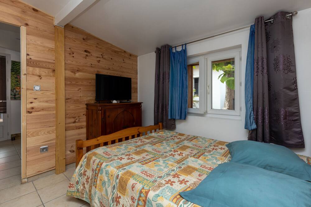 Photo of Bedroom in Tarnos