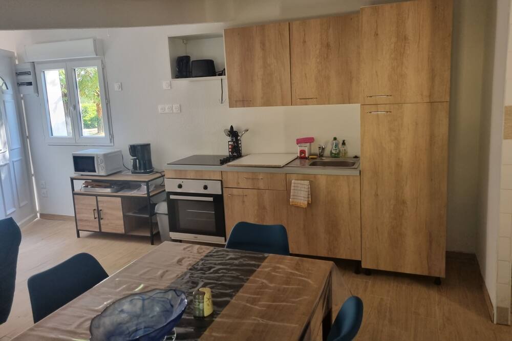 Photo of Kitchen in Miramont-de-Guyenne