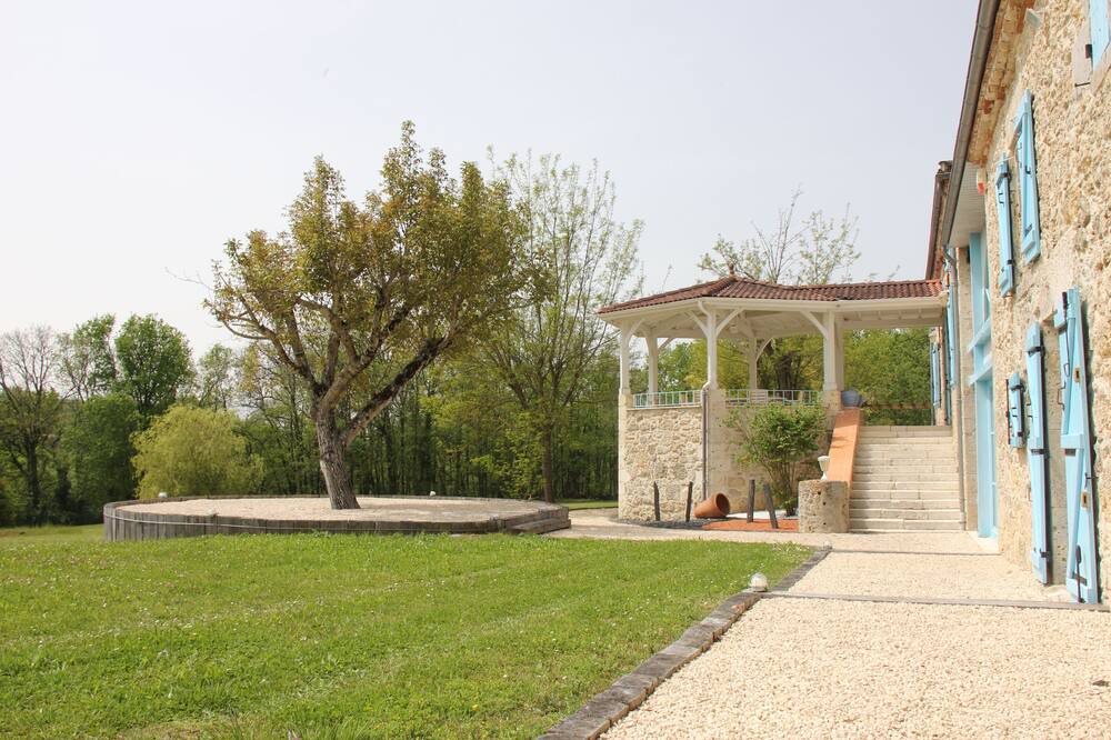 Photo of Outdoor in Fregimont