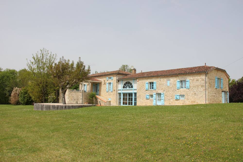 Photo of Outdoor in Fregimont